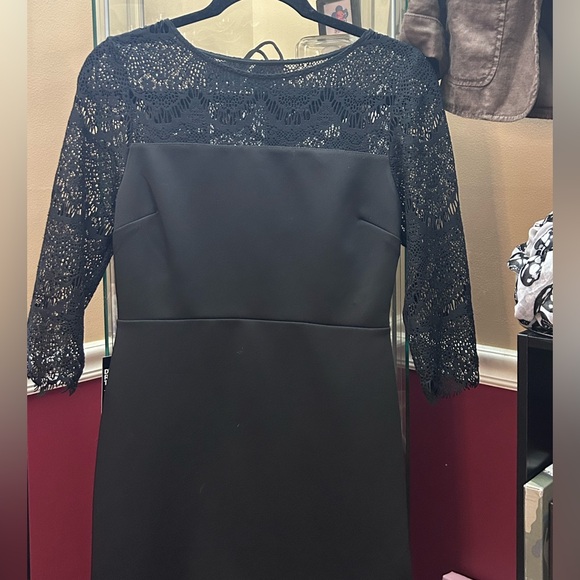 NWT  Elegant Black Lace Dress by EXPRESS - Picture 5 of 5